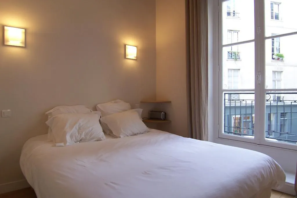 Halldis - Marais Haut Daire Paris