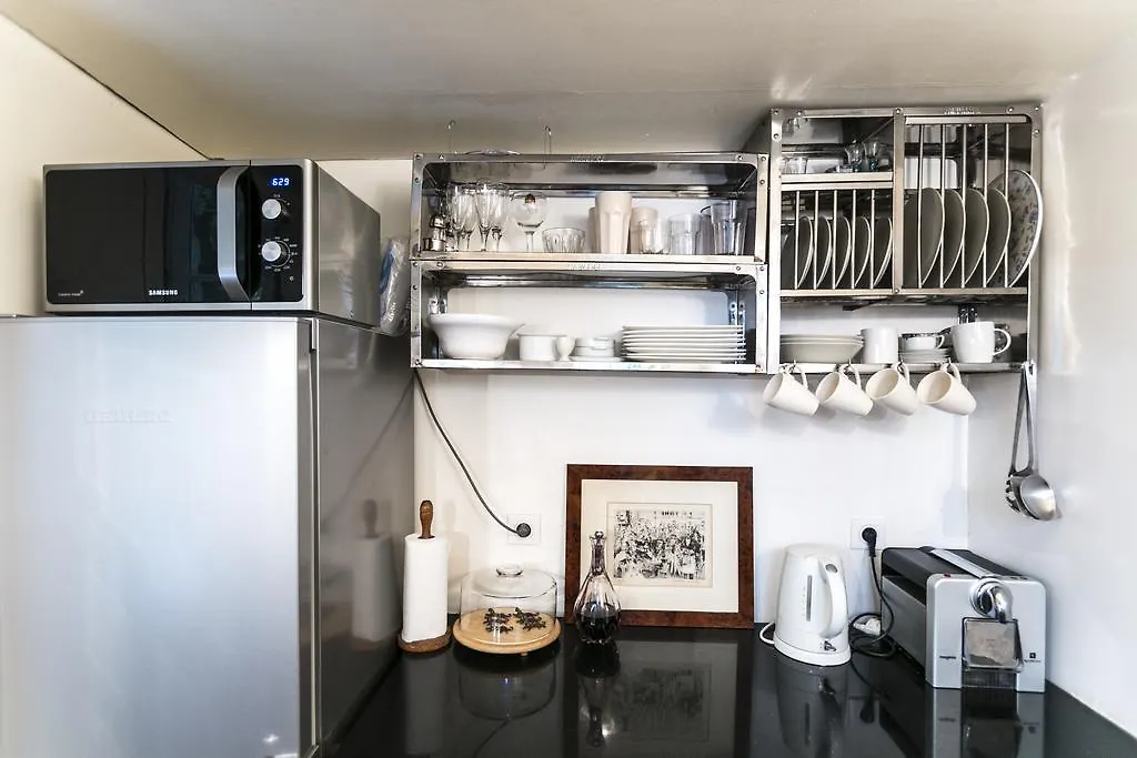 Halldis - Marais Haut Apartment *